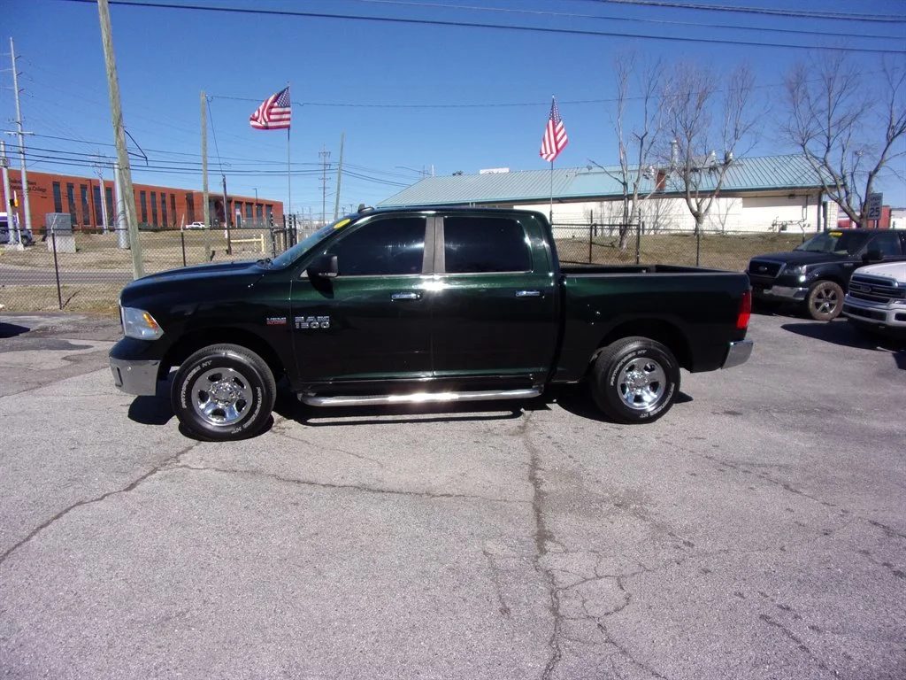 2016 Ram 1500 SLT